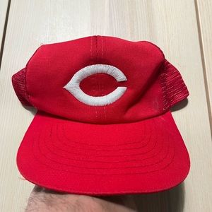 Vintage Cincinnati Reds‎ Logo Trucker Baseball Snapback Hat